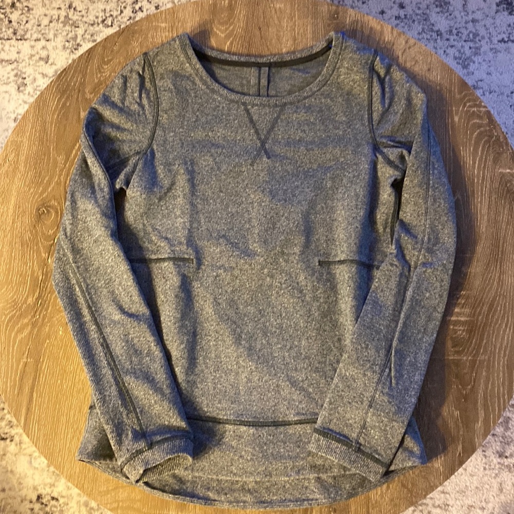 Lululemon Long Sleeve, Size 4